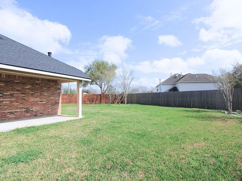Tiny photo for 2120 Red Timber Court, League City, TX 77573 (MLS # 30048720)