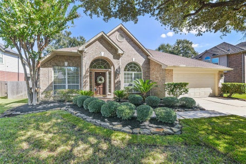 Photo of 18418 Wild Basin Trail, Humble, TX 77346 (MLS # 61634805)