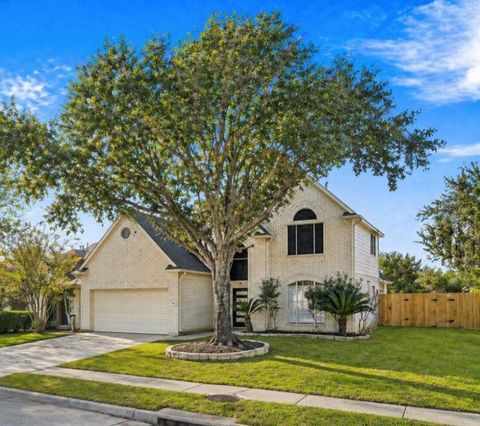 Photo of 7619 Omaha Drive, Baytown, TX 77521 (MLS # 85736859)