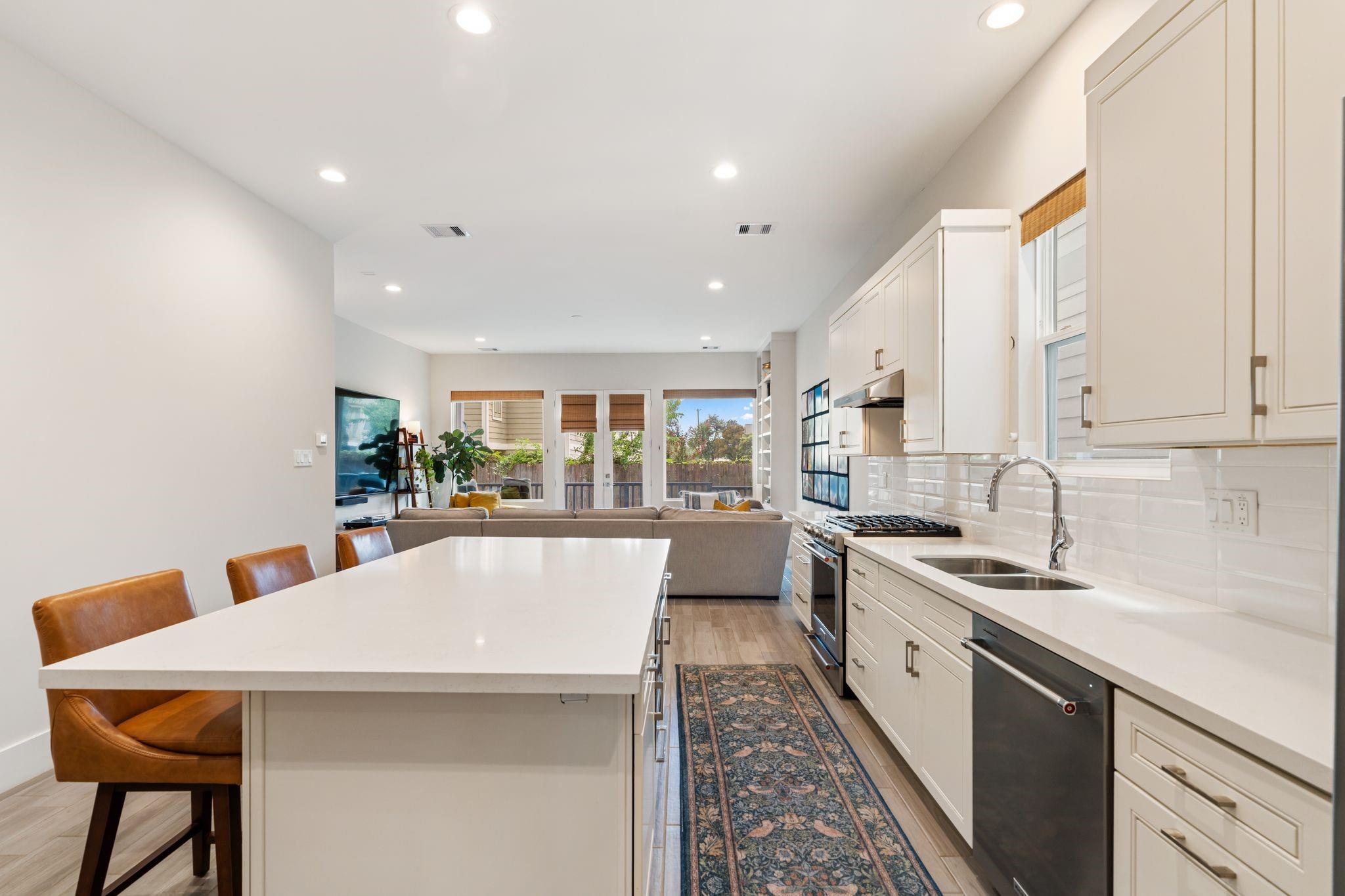 1307 Idylwild Street B