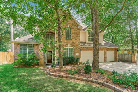 Photo of 59 W Prairie Dawn Circle, The Woodlands, TX 77385 (MLS # 37080920)