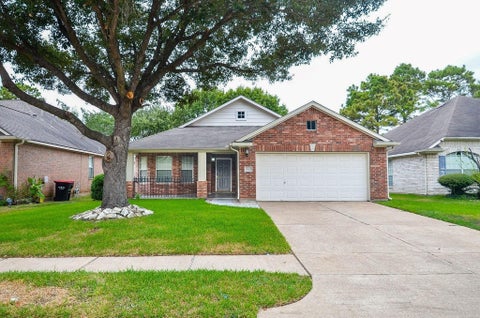 Photo of 8502 Manassas Lane Ln, Houston, TX 77083 (MLS # 53392149)