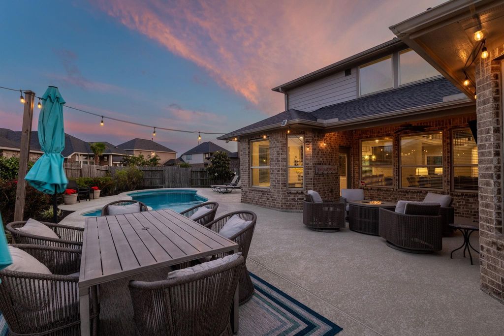 Photo of 29802 Norwood Canyon Lane, Katy, TX 77423 (MLS # 62358450)