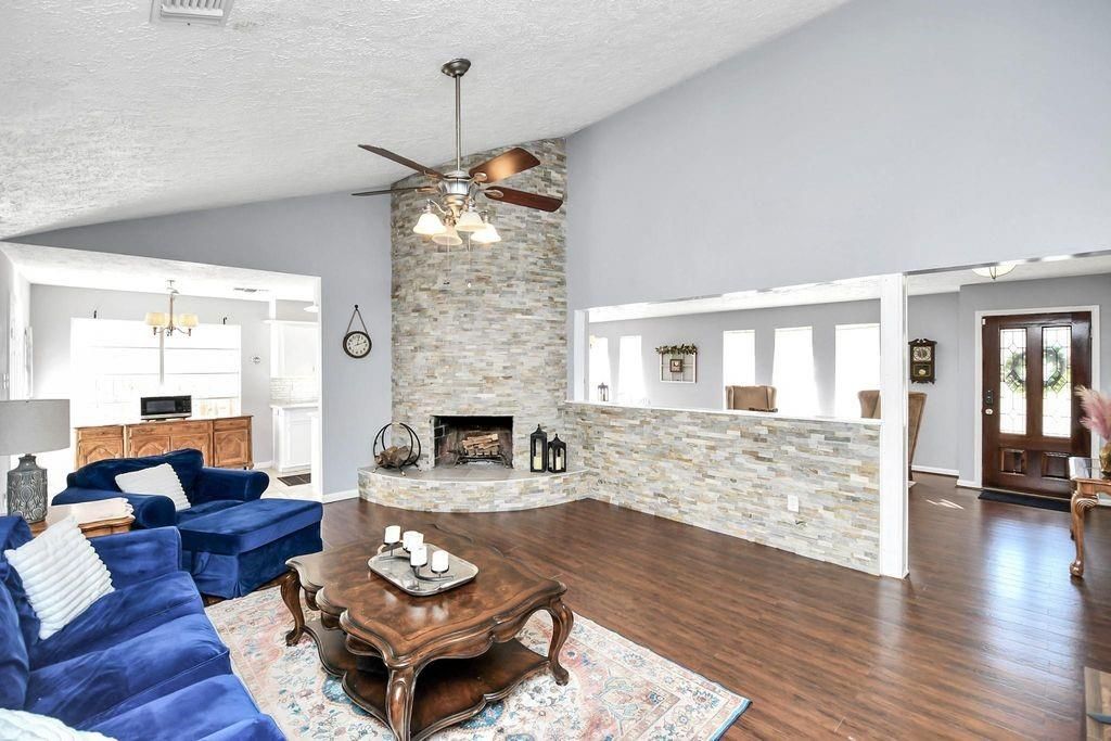 Photo of 1971 Round Spring Drive, Houston, TX 77339 (MLS # 64602097)