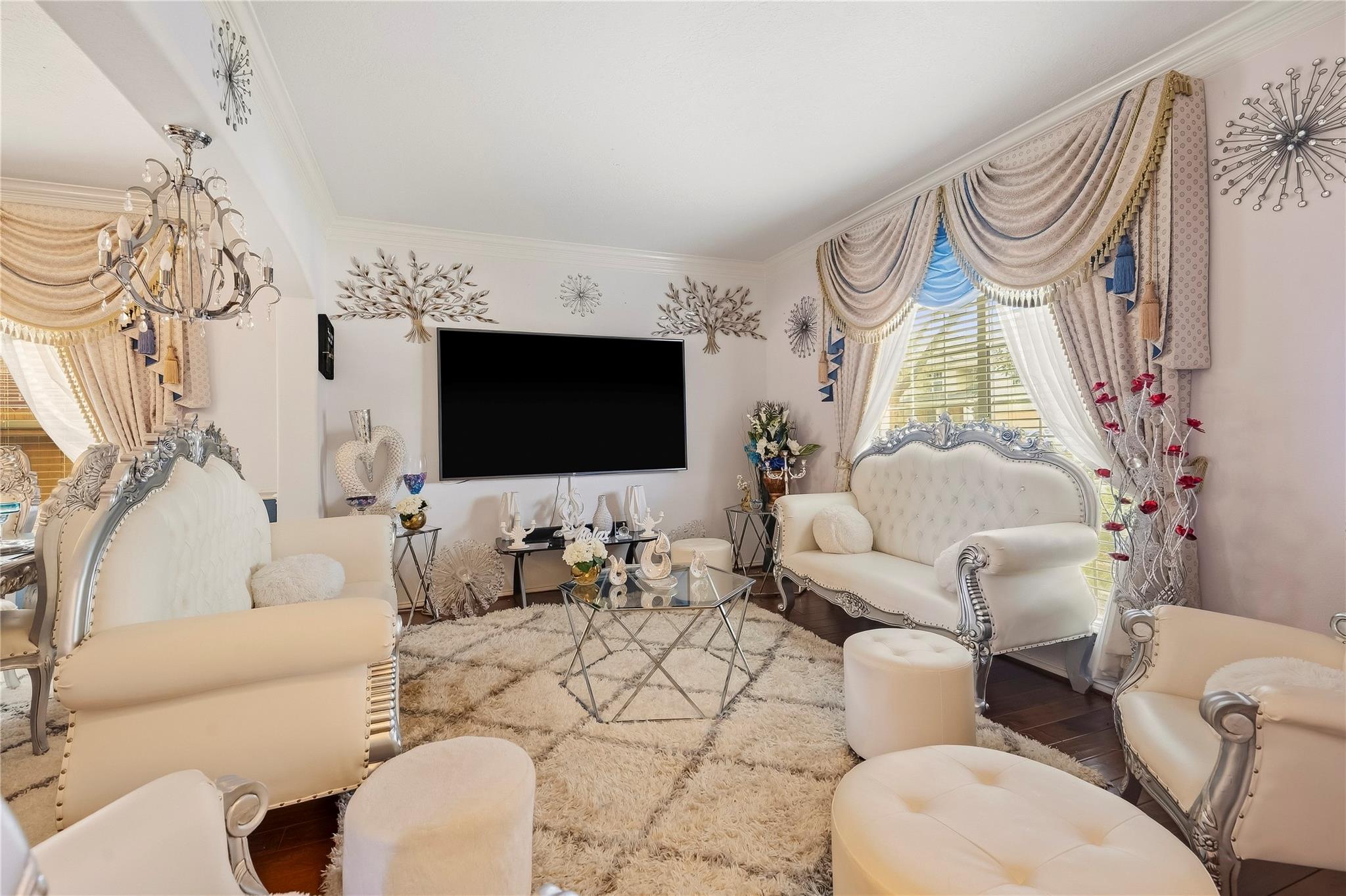 24811 Malca Manor Drive