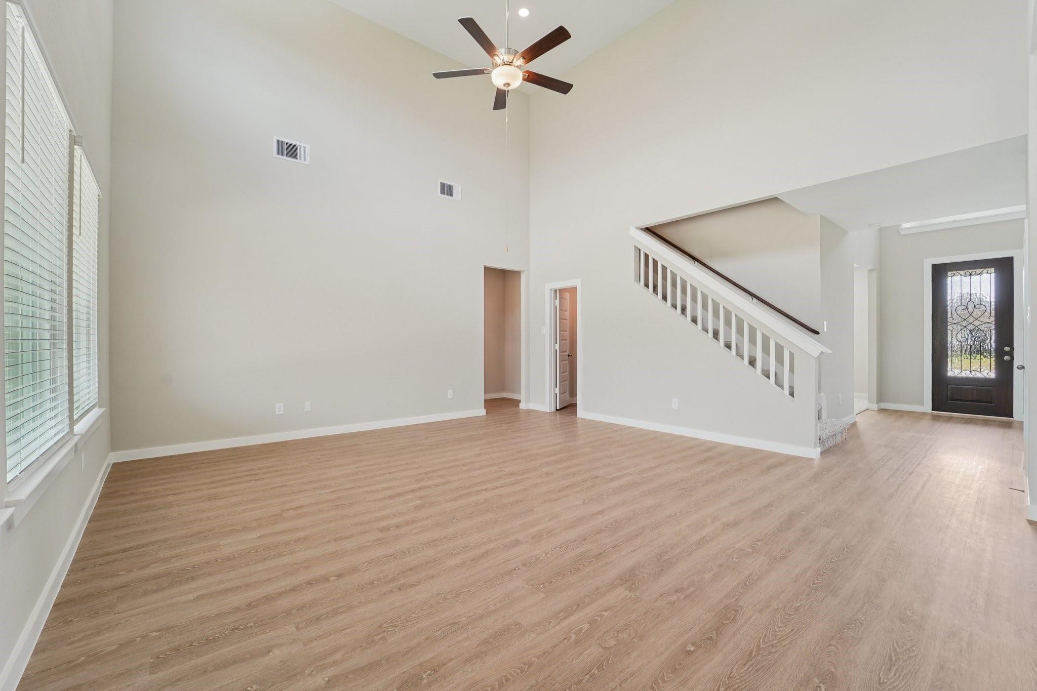 6803 Pelican Lane