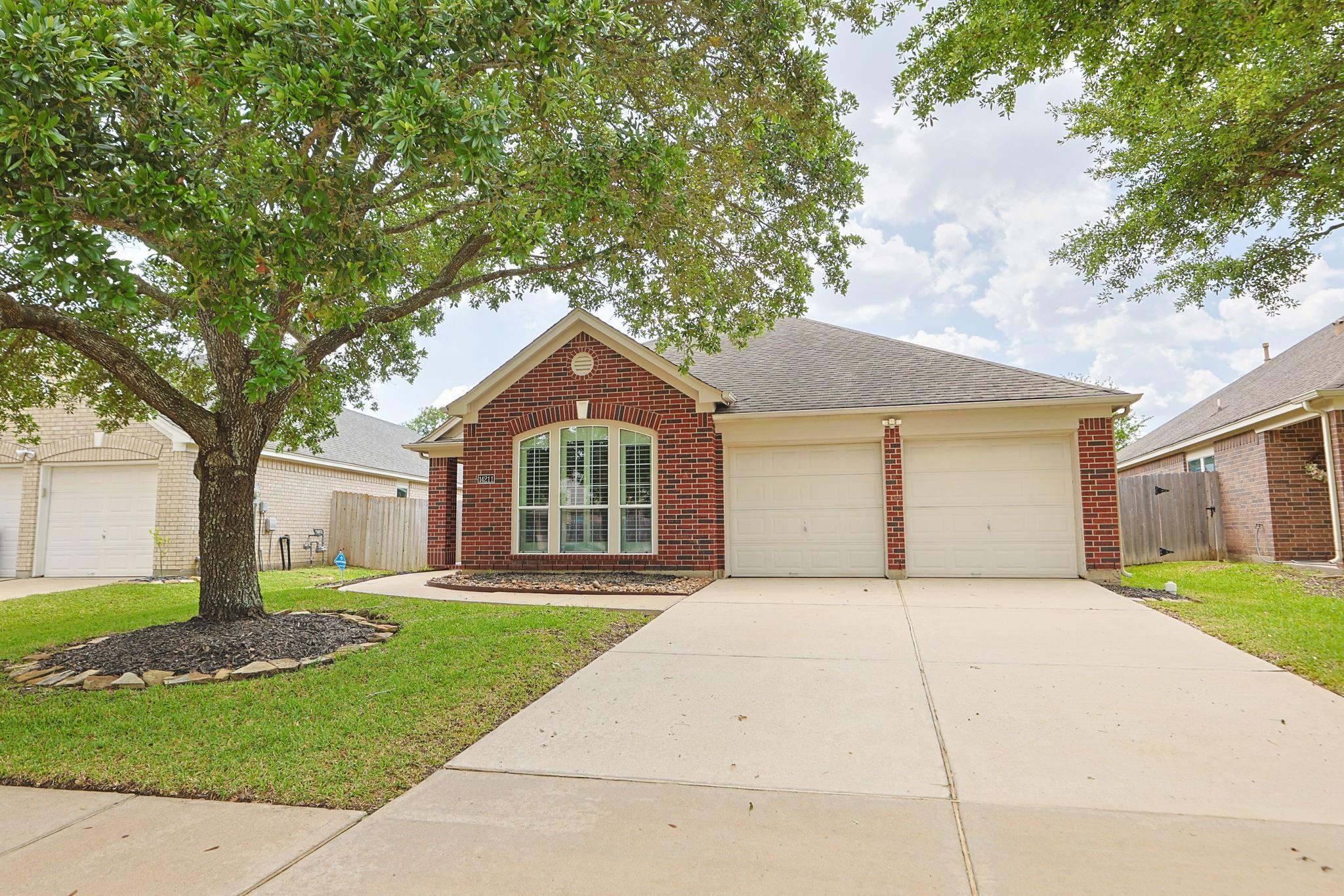 14211 Pinefrost Lane