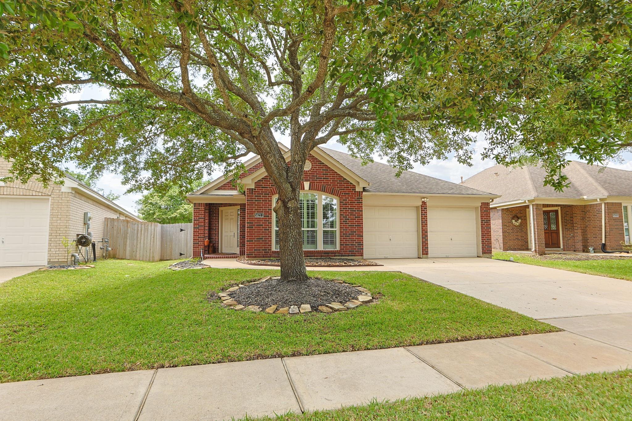 14211 Pinefrost Lane