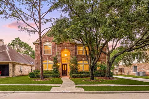 Homes For Sale - 3117 Indian Summer Trail<br/> Friendswood, TX 77546