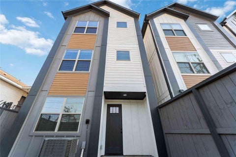 Photo of 2524 Live Oak Street, Houston, TX 77004 (MLS # 33006709)