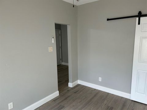Tiny photo for 5105 Sherman Street #3, Houston, TX 77011 (MLS # 4052502)