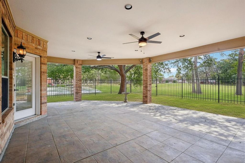 Photo of 18418 Tranquility Drive Drive, Humble, TX 77346 (MLS # 94800152)
