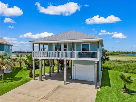 Photo of 3902 Pirates Beach Court, Galveston, TX 77554 (MLS # 26176529)