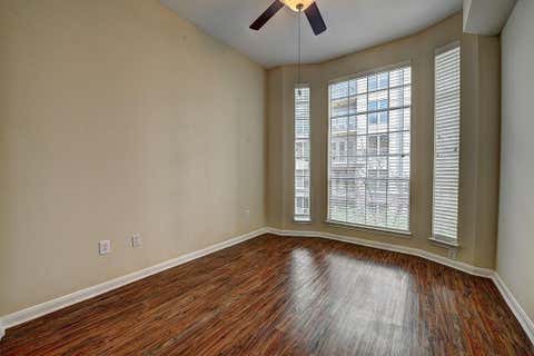 Photo of 1901 Post Oak Park Drive #7401, Houston, TX 77027 (MLS # 63210332)
