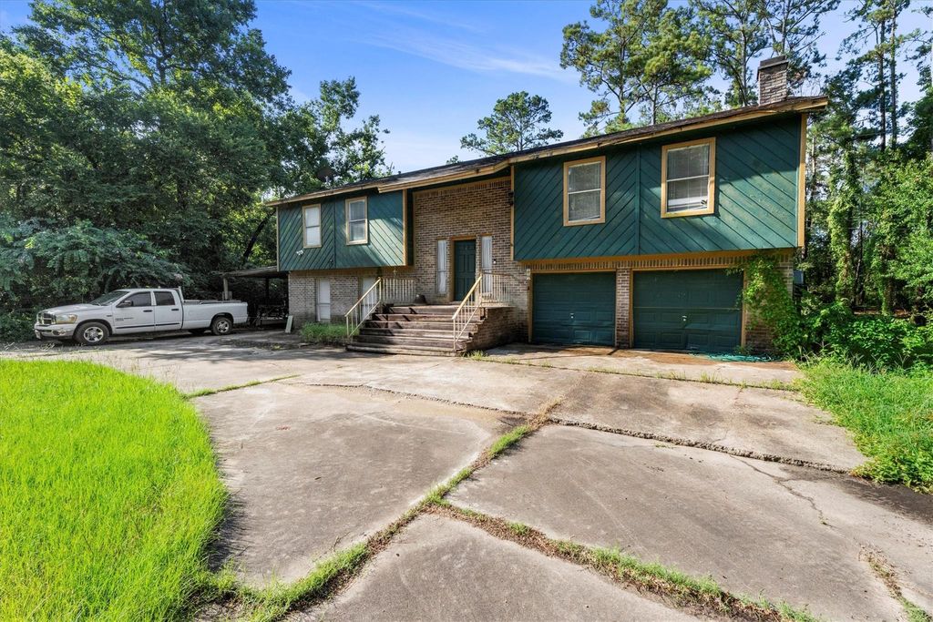 Photo of 1742 Sunrise Trail, Kingwood, TX 77339 (MLS # 72212038)