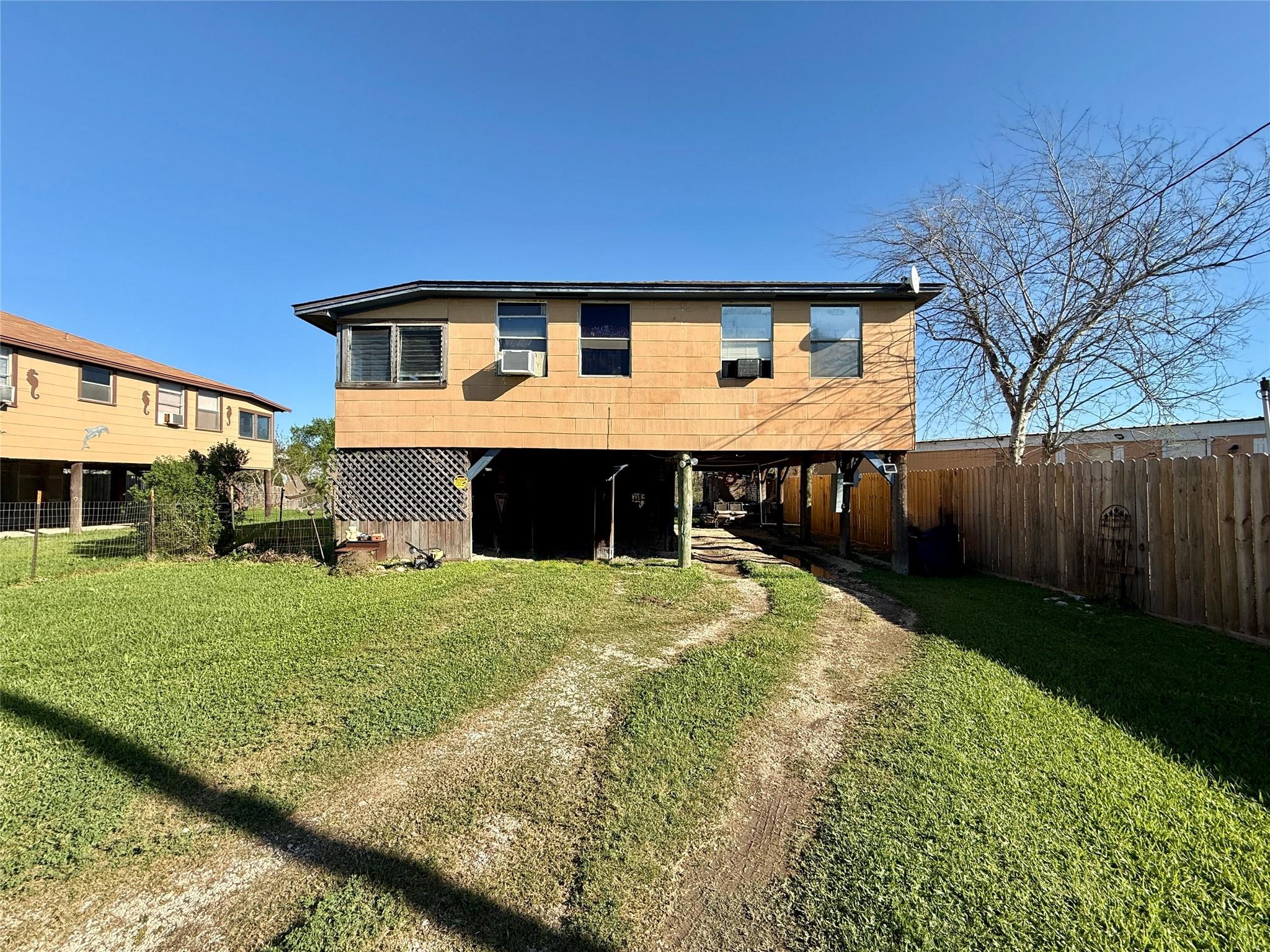 2527 Bastrop Street