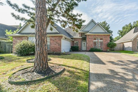 Photo of 15519 Montesa Drive, Houston, TX 77083 (MLS # 38616711)