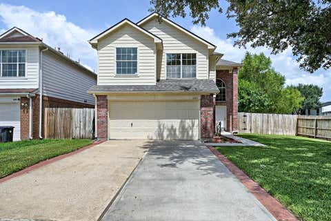 Photo of 643 Meadow Knoll Drive, Stafford, TX 77477 (MLS # 51134298)