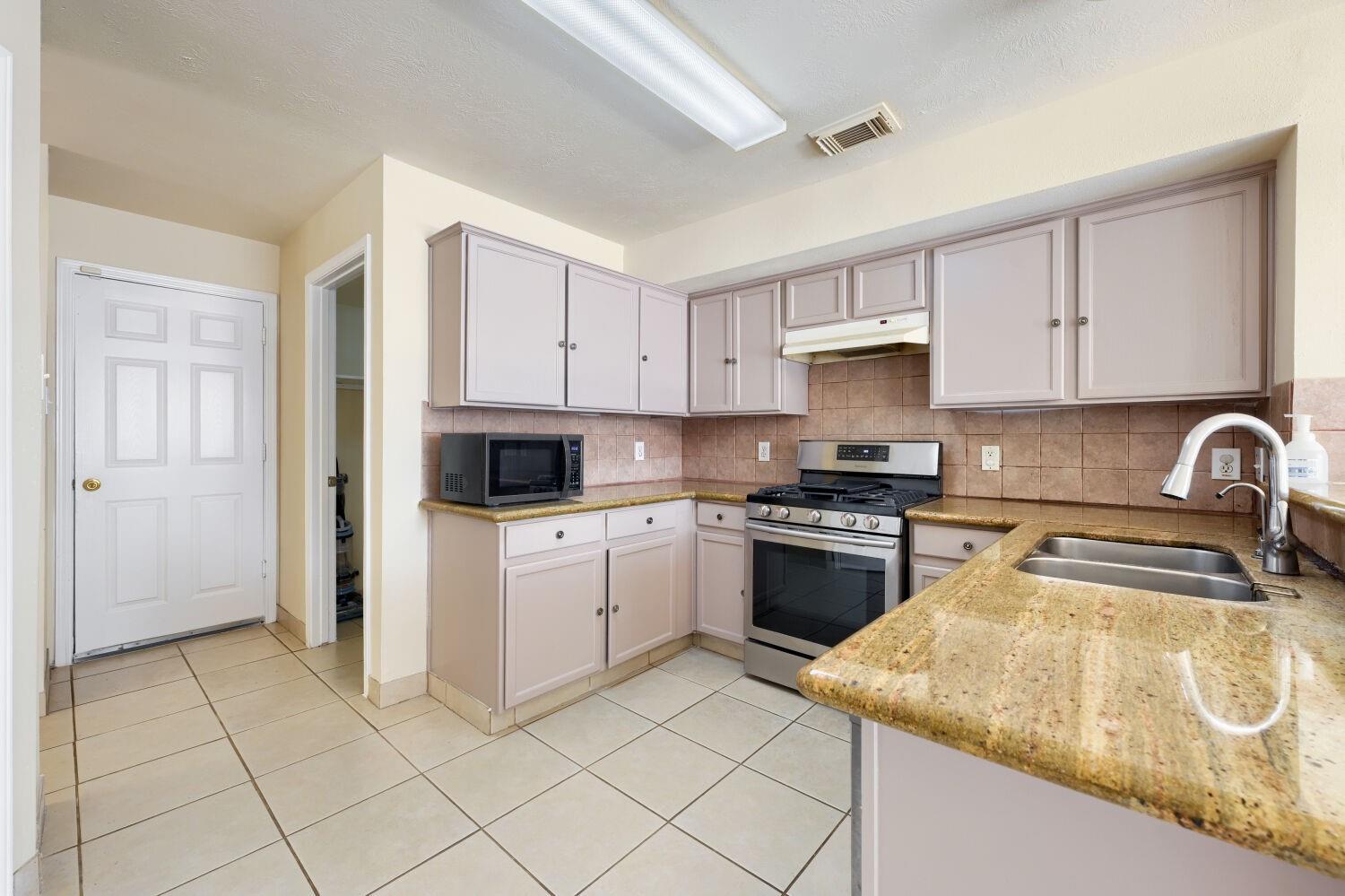 643 Meadow Knoll Drive