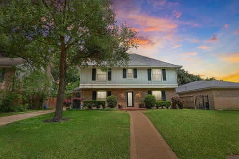 Homes For Sale - 14906 El Miranda Drive<br/> Houston, TX 77095