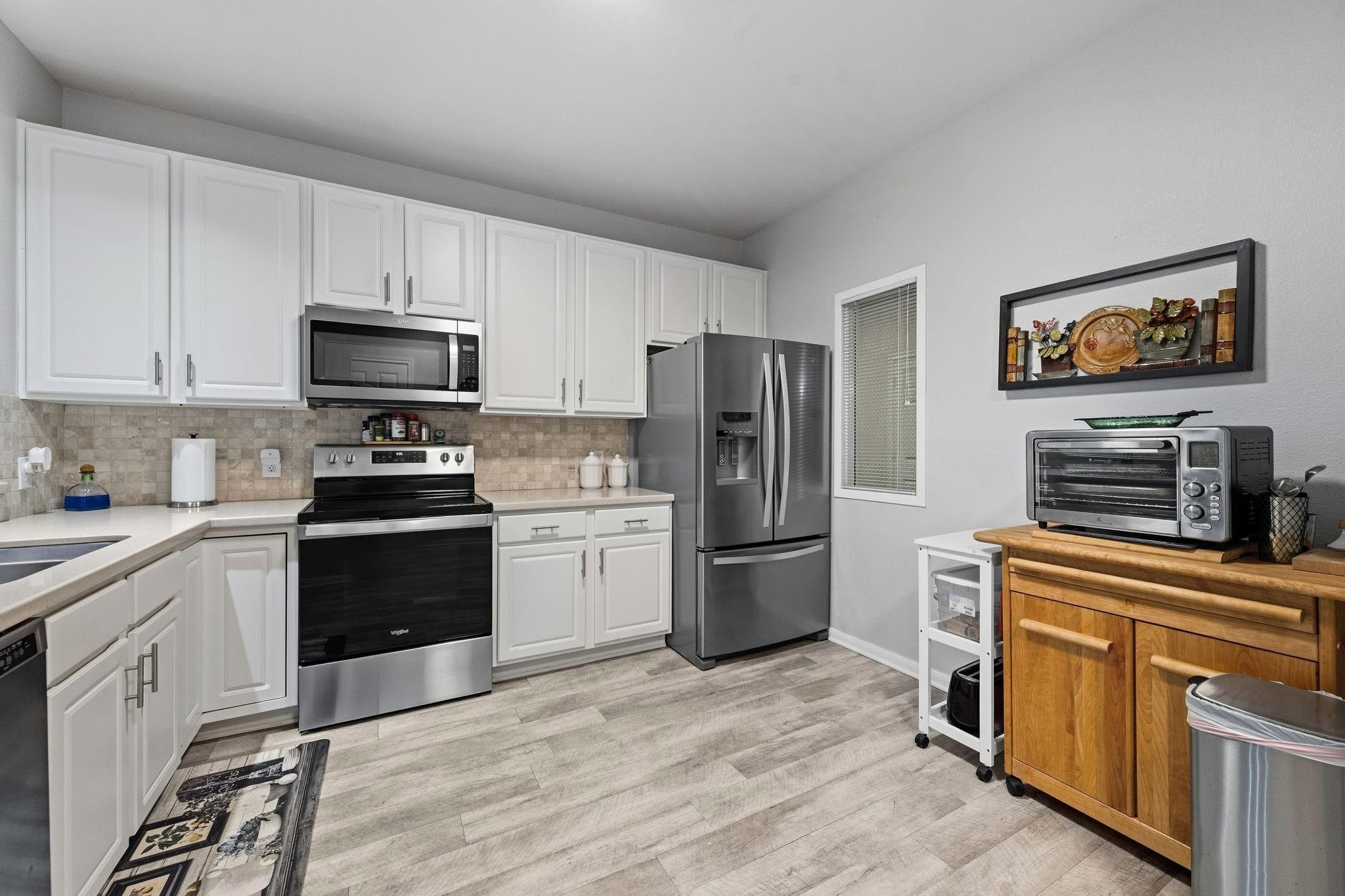 2815 Kings Crossing Drive 302