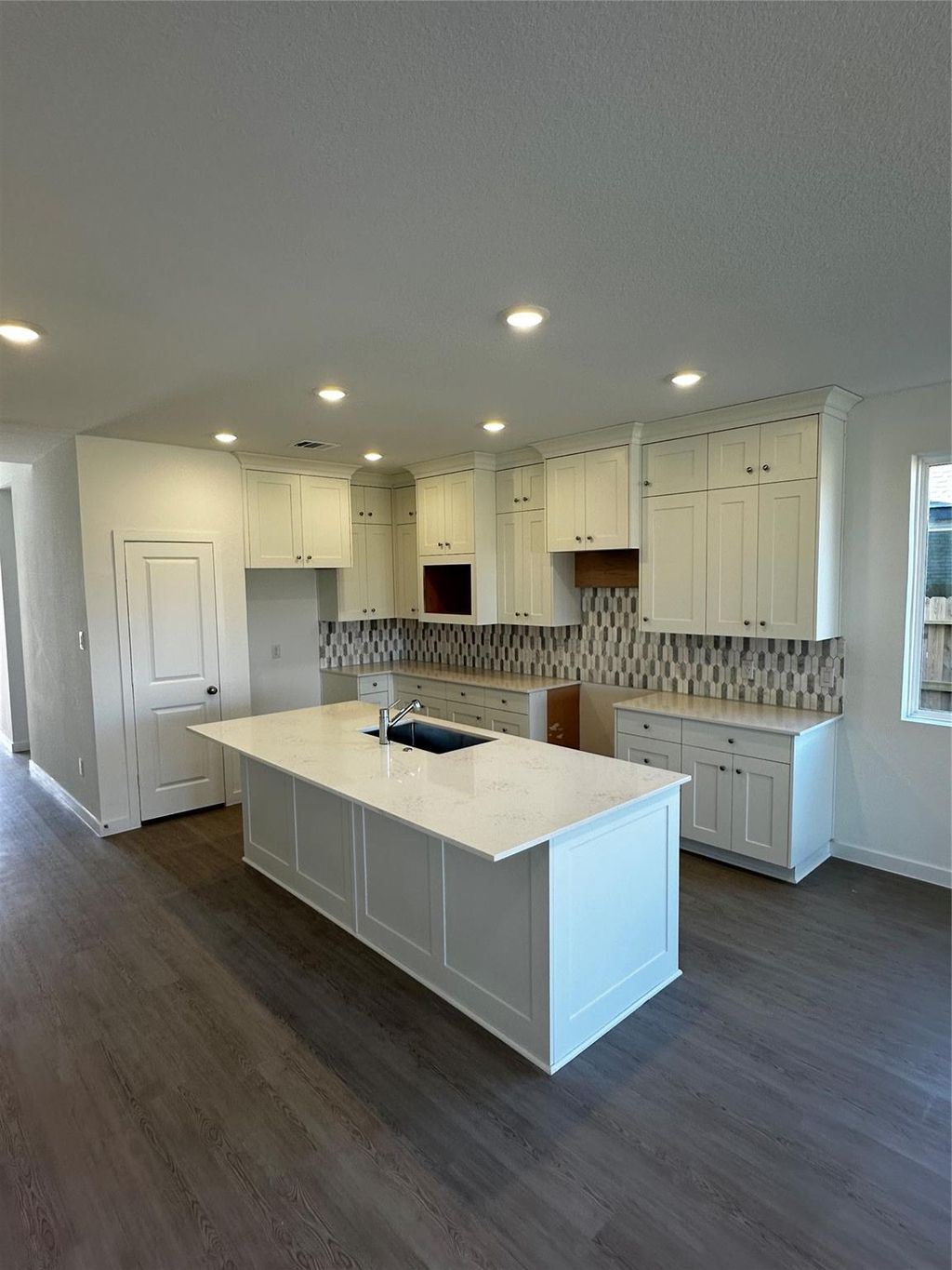 Photo of 31505 San Floro Drive, Huffman, TX 77336 (MLS # 65032095)