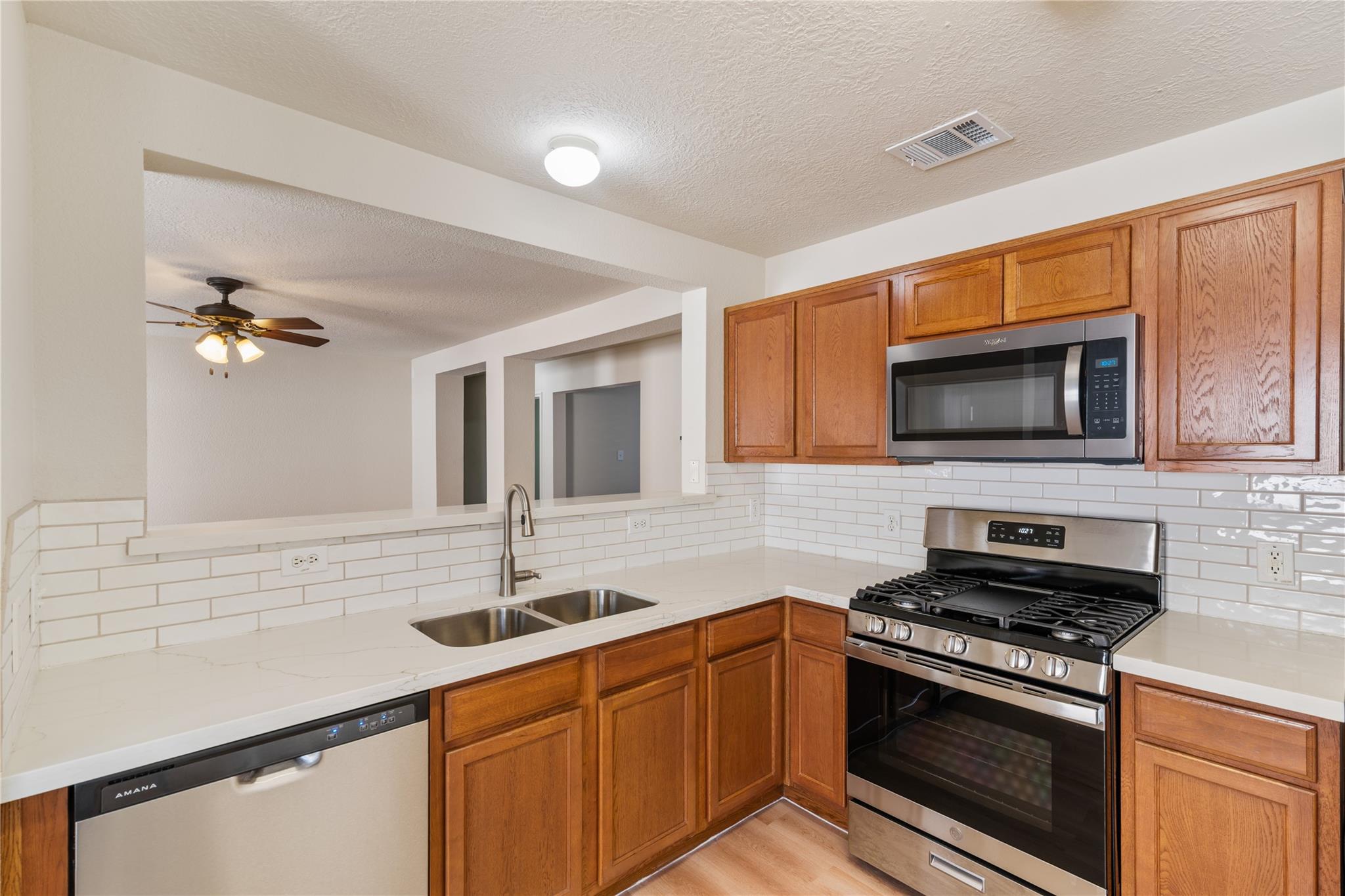3003 Ribbon Creek Way