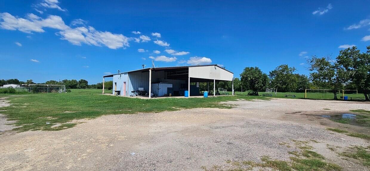 2510 W Cedar Bayou Lynchburg Road