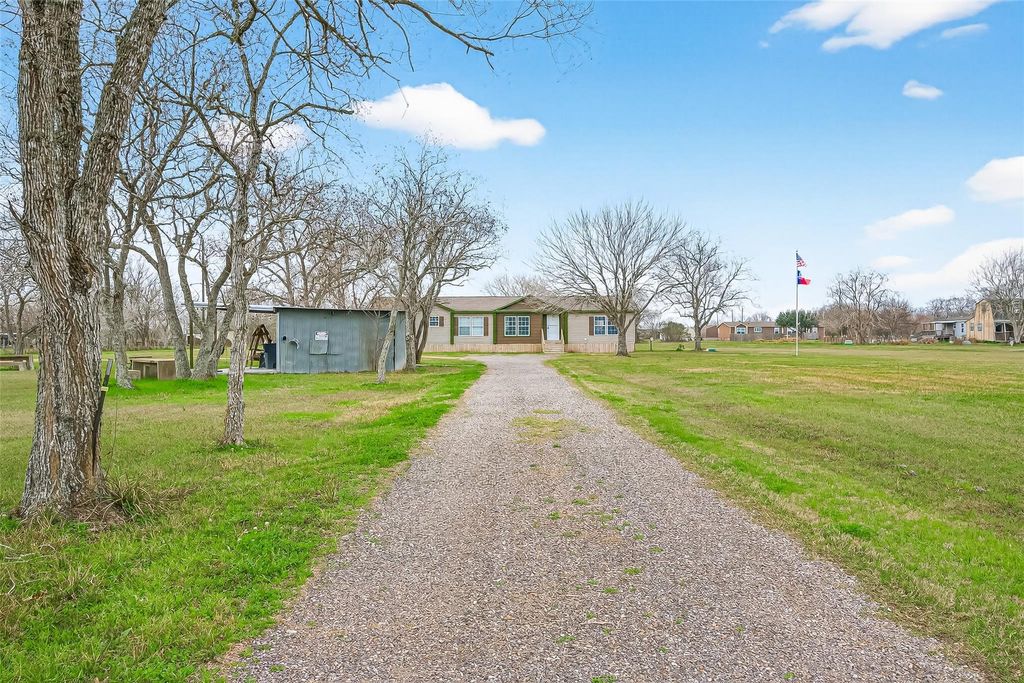 Photo of 9820 Oberrender Road, Needville, TX 77461 (MLS # 62037408)