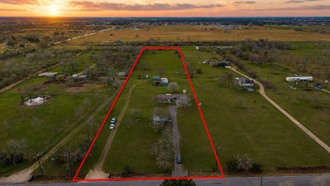 Photo of 9820 Oberrender Road, Needville, TX 77461 (MLS # 62037408)