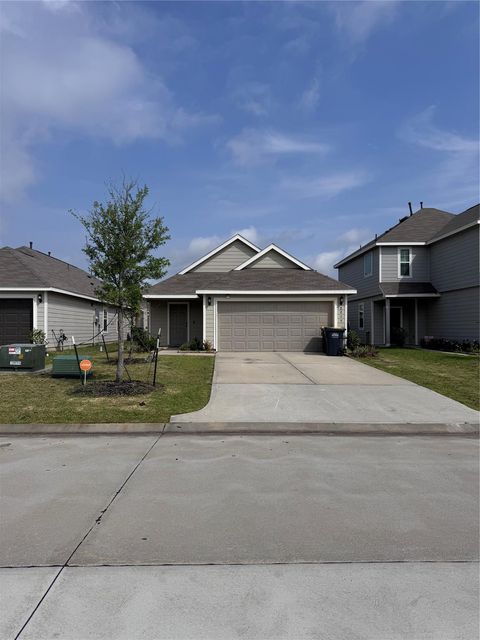 Photo of 2217 Middle Ridge Drive, Conroe, TX 77301 (MLS # 53677415)