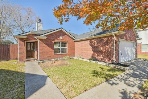 Photo of 3711 Norwood Glen Lane, Friendswood, TX 77546 (MLS # 95842090)