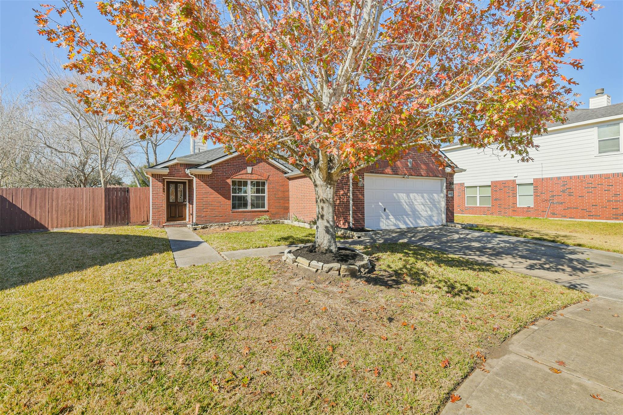 3711 Norwood Glen Lane