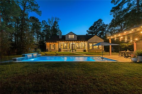 Photo of 11523 Oak Springs Drive, Willis, TX 77378 (MLS # 82743721)