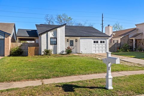 Photo of 13330 Chimney Sweep Drive, Houston, TX 77041 (MLS # 45198003)