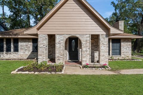 Photo of 2126 Eagle Point Road, Crosby, TX 77532 (MLS # 82469474)