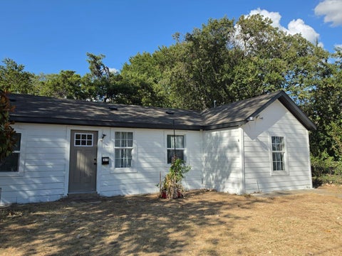 Photo of 10115 Sand Springs Ave AVE, Dallas, TX 75227 (MLS # 2744895)