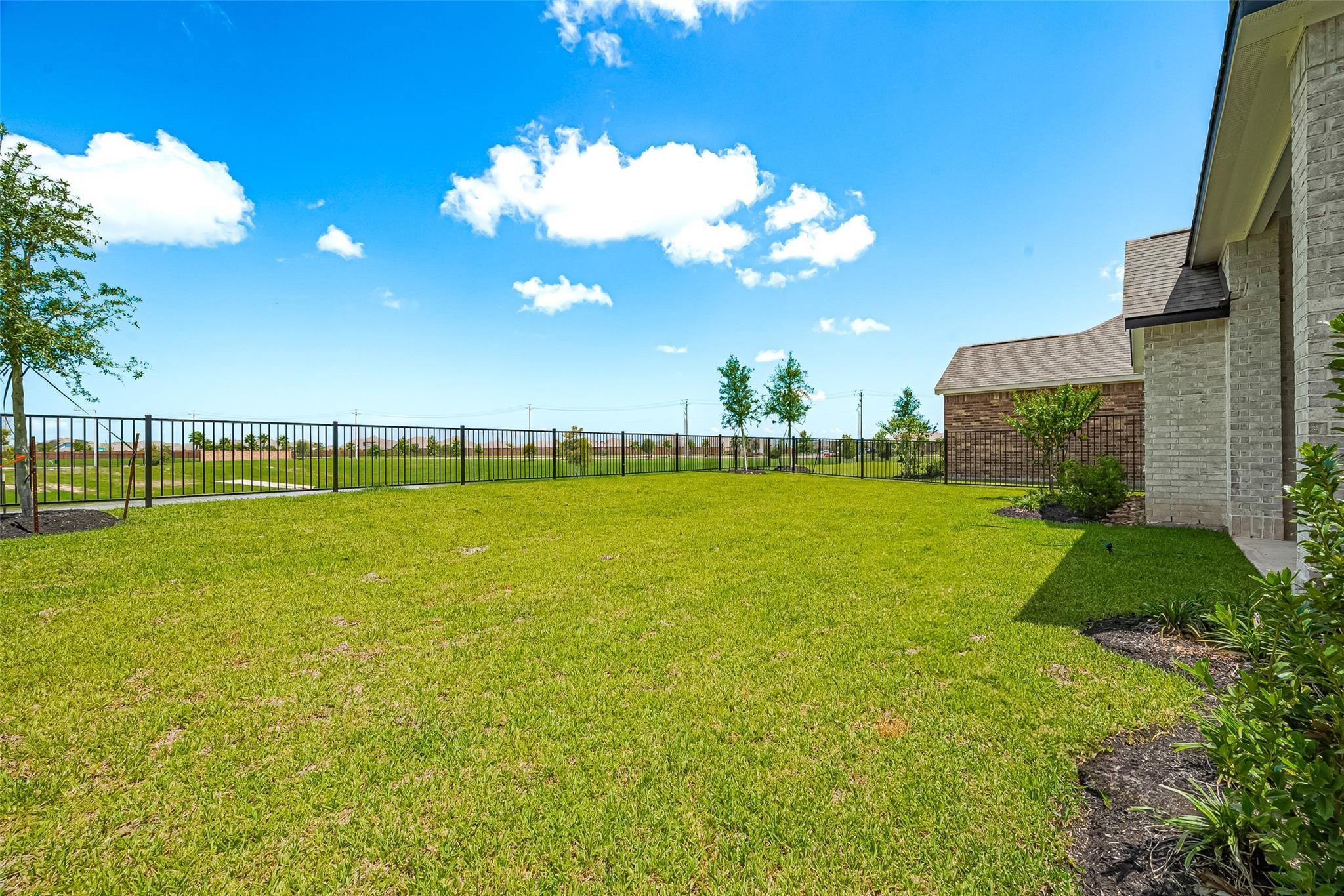 2702 Ballast Green Drive