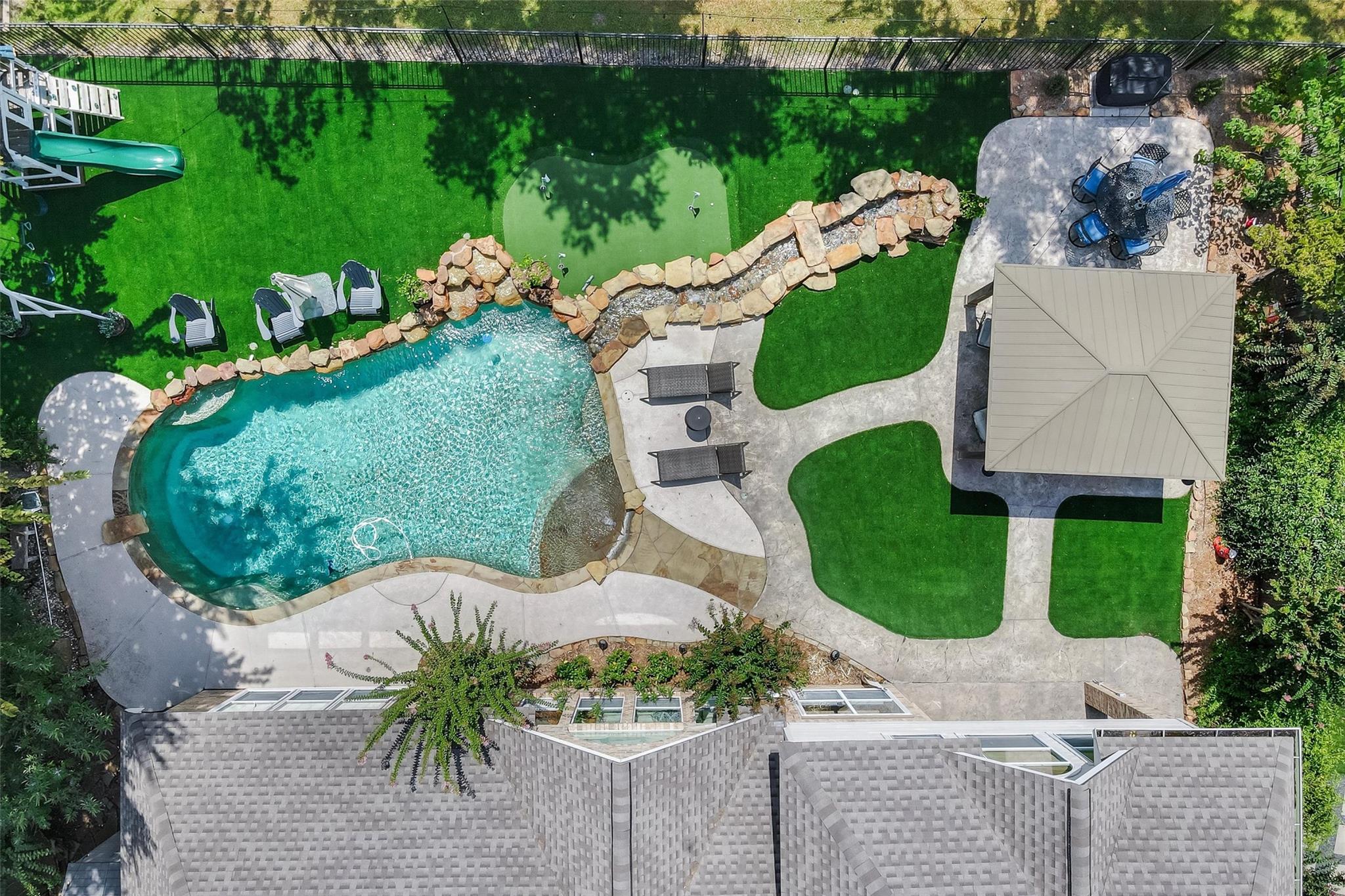 15911 Ellendale Court