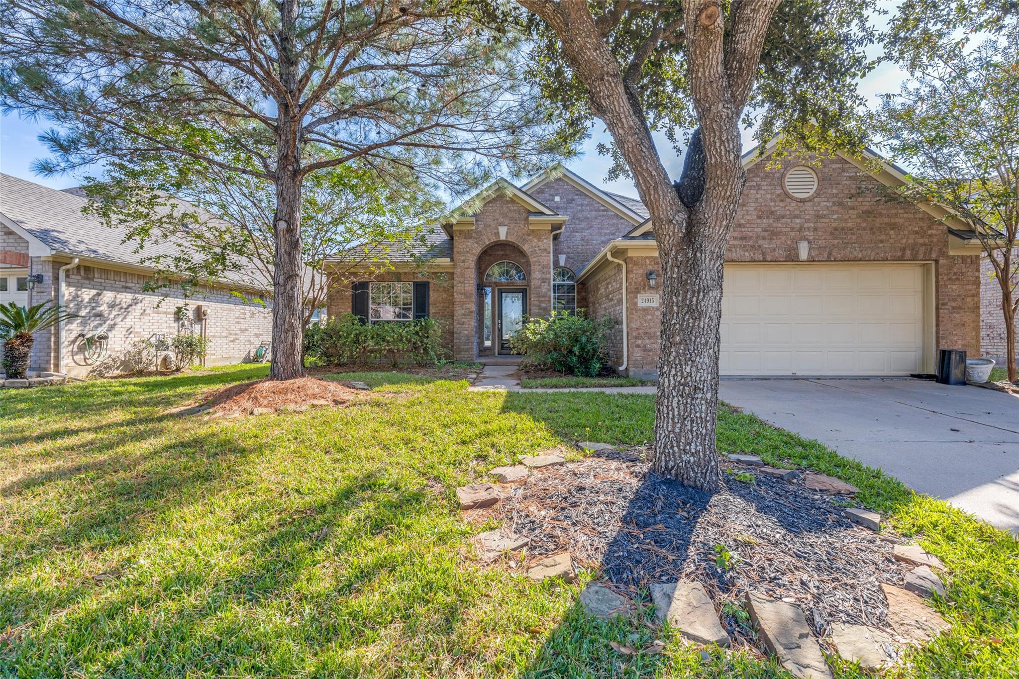 24915 Garnet Shadow Lane