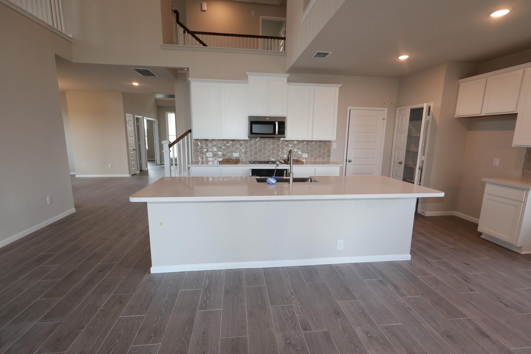 6915 Allens Landing