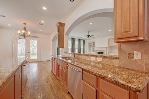 Tiny photo for 3218 Westridge Street, Houston, TX 77025 (MLS # 10333494)