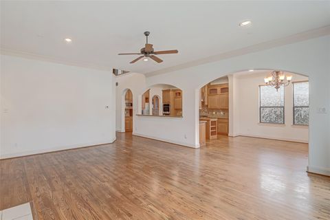 Tiny photo for 3218 Westridge Street, Houston, TX 77025 (MLS # 10333494)