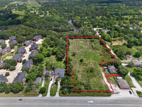 Photo of 7204 Highway 6, Hitchcock, TX 77563 (MLS # 42769767)