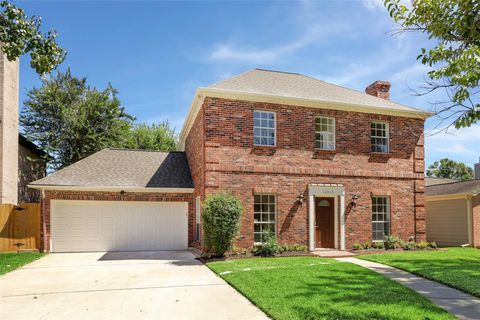 Photo of 12818 Chamberlain Drive, Houston, TX 77077 (MLS # 39352996)