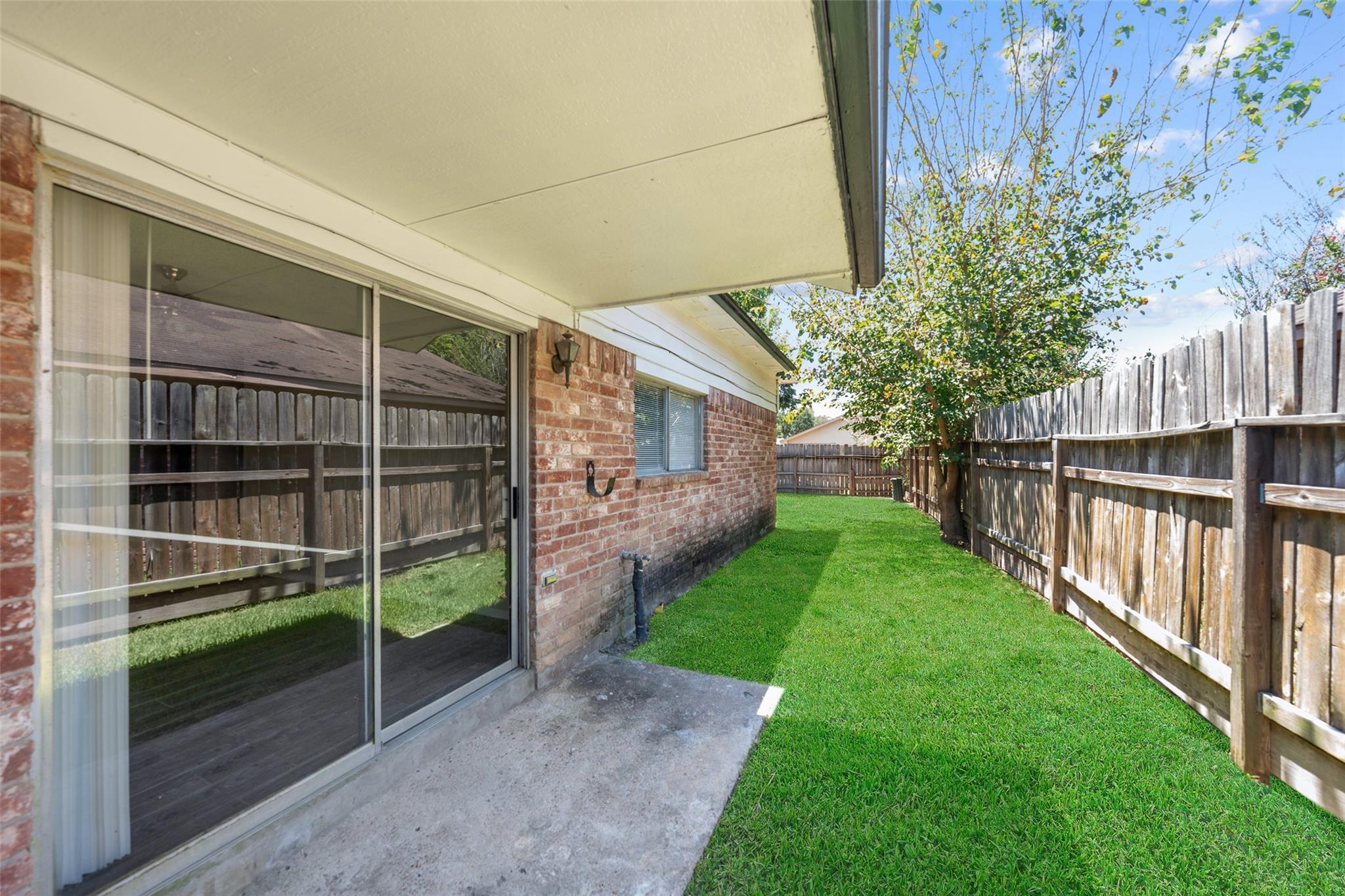 1022 Sierra Shadows Drive