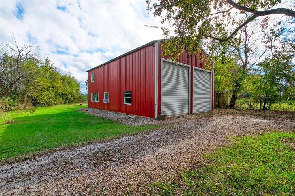 Photo of 425 Campbell Road, New Waverly, TX 77358 (MLS # 37640341)