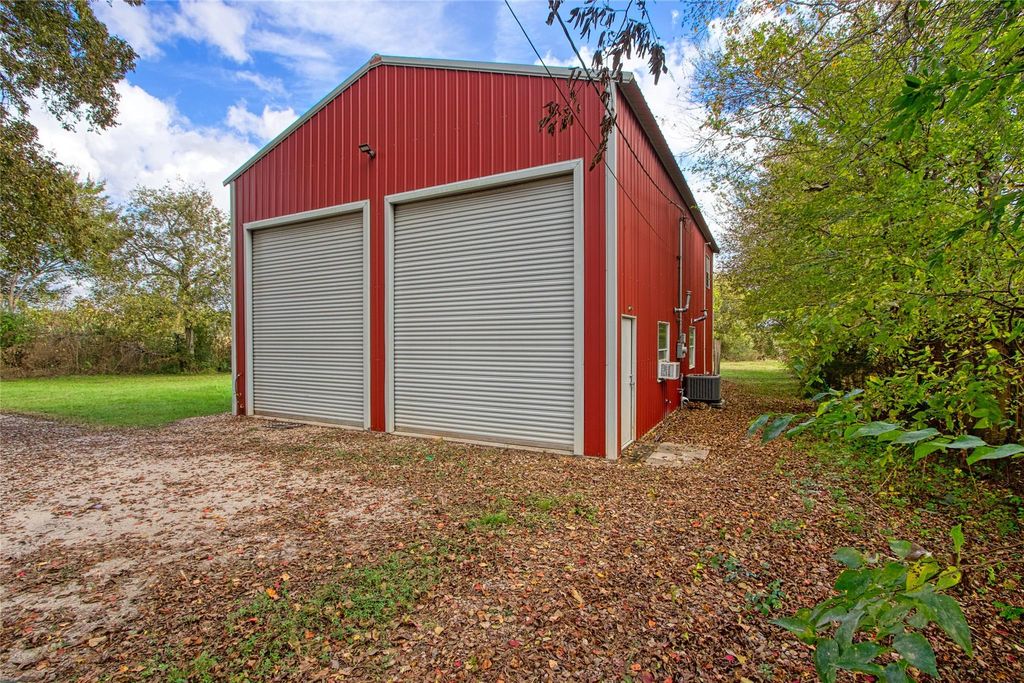 Photo of 425 Campbell Road, New Waverly, TX 77358 (MLS # 37640341)