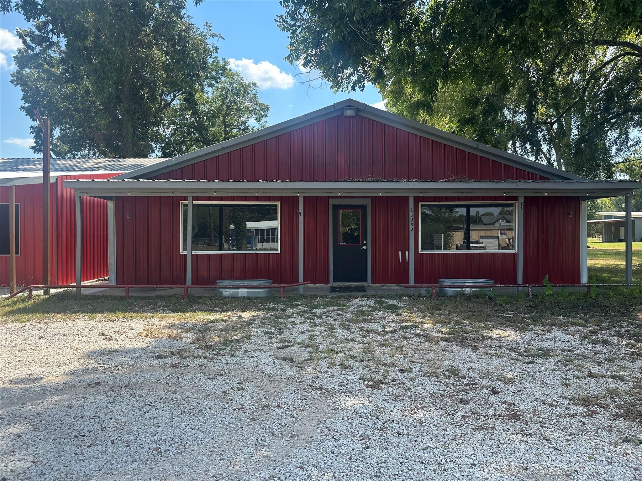 10950 Highway 150