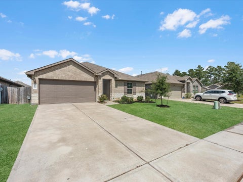 Homes For Sale - 21151 Waze Lewis Drive<br/> New Caney, TX 77357